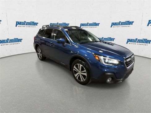 Used 2019 Subaru Outback 2.5i Limited image 2