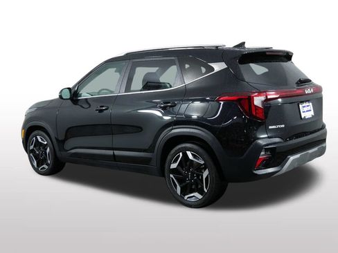 Certified 2024 Kia Seltos SX w/ SX Sunroof Package AWD/4WD image 9