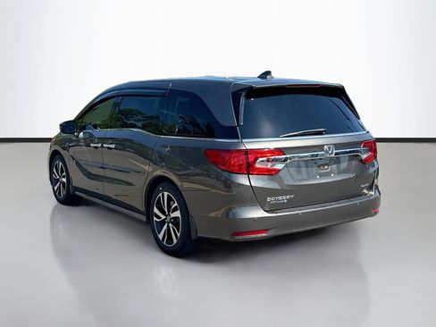 Used 2018 Honda Odyssey Elite image 5