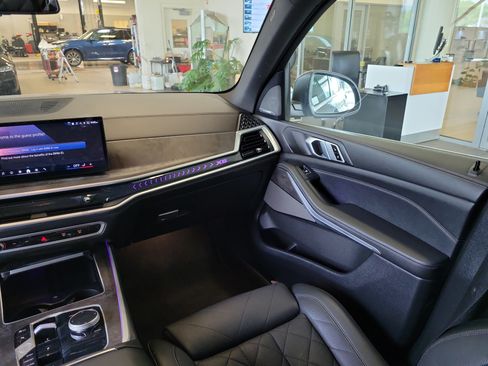Used 2024 BMW X5 xDrive40i AWD/4WD image 19