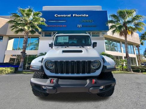 New 2026 Jeep Wrangler Unlimited Rubicon w/ Xtreme 35 Tire Package AWD/4WD image 3