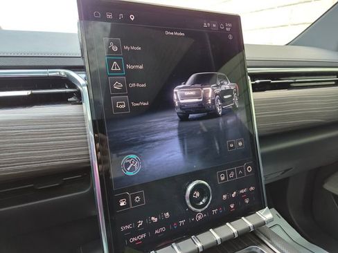 Used 2025 GMC Sierra EV Denali AWD/4WD image 47