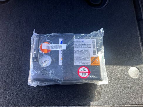 New 2026 Chrysler Pacifica Select image 16