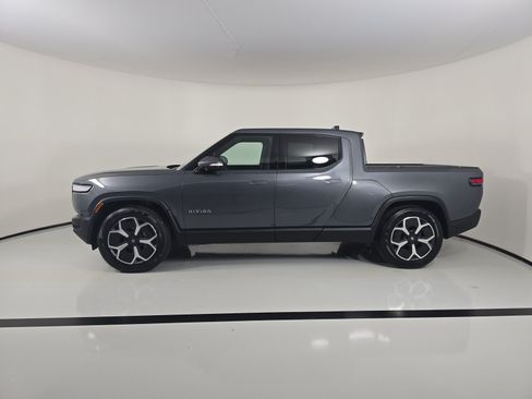 Used 2024 Rivian R1T Adventure AWD/4WD image 2