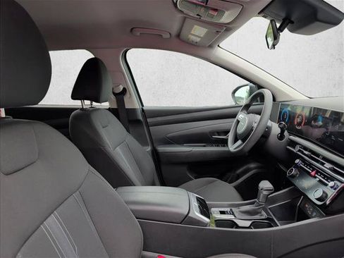 Used 2025 Hyundai Tucson SEL FWD image 28