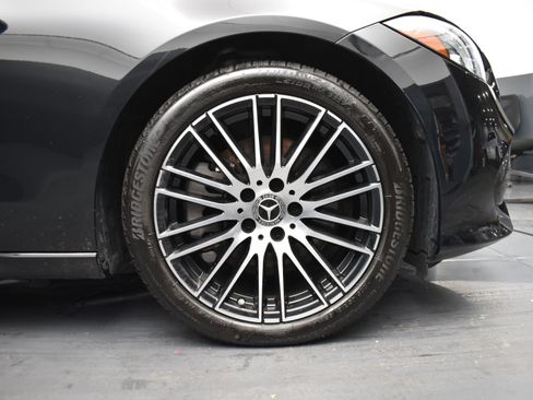 Used 2023 Mercedes-Benz C 300 Sedan image 5