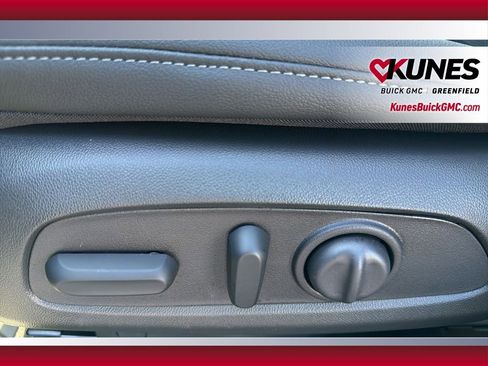New 2026 Buick Envista Sport Touring w/ Convenience I Package FWD image 24