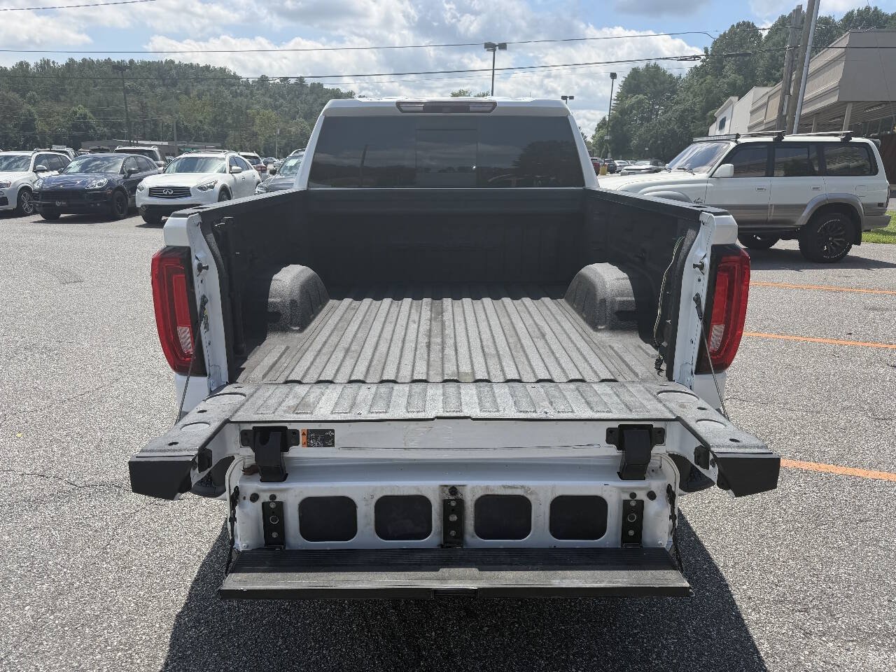 Used 2019 GMC Sierra 1500 Denali w/ Denali Ultimate Package AWD/4WD image 8