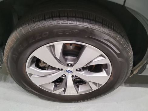 Used 2025 Subaru Ascent Premium AWD/4WD image 30