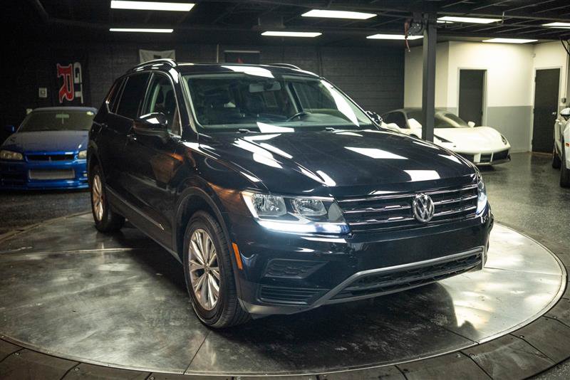 Used 2018 Volkswagen Tiguan SE w/ Panoramic Sunroof Package FWD image 5