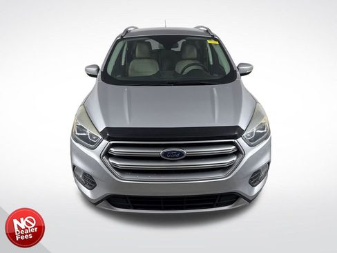 Used 2017 Ford Escape Titanium FWD image 9