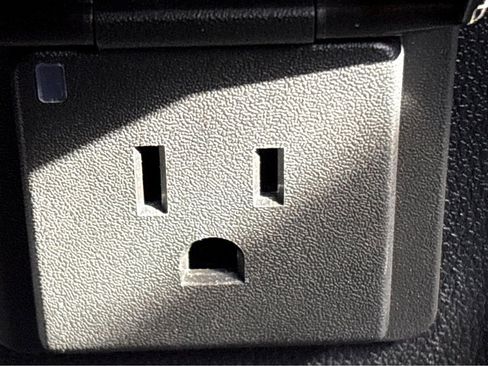 Used 2019 Chevrolet Equinox LT image 5