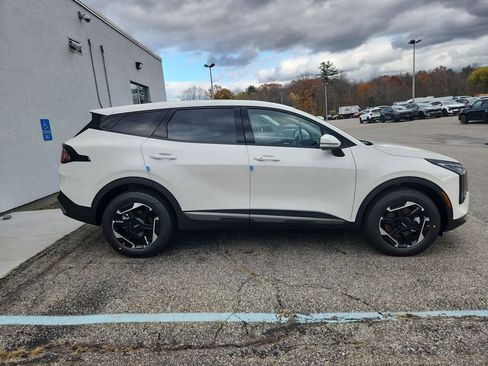 New 2026 Kia Sportage S AWD/4WD image 8