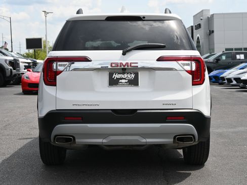 Used 2023 GMC Acadia SLT w/ Trailering Package AWD/4WD image 11