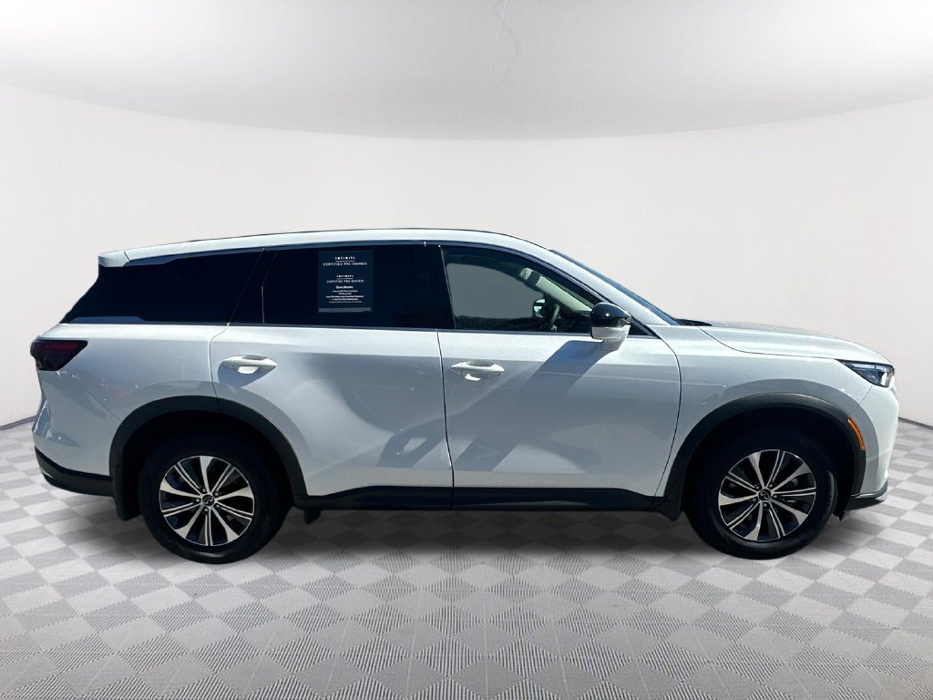 Certified 2026 INFINITI QX60 Pure w/ Cargo Package AWD/4WD image 4