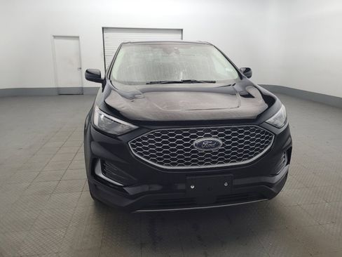 Used 2024 Ford Edge SEL image 14