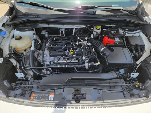 Used 2021 Ford Escape SE w/ Convenience Package image 35