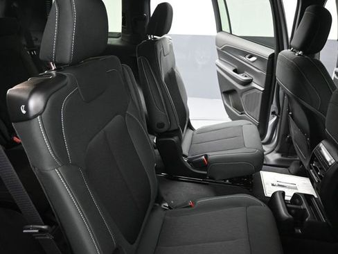 New 2026 Jeep Grand Cherokee L 4WD image 23