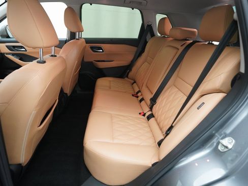 Certified 2023 Nissan Rogue Platinum w/ Platinum Premium Package image 16