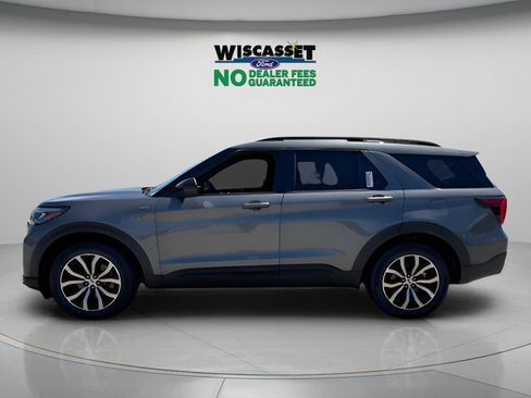 New 2026 Ford Explorer ST-Line AWD/4WD image 2