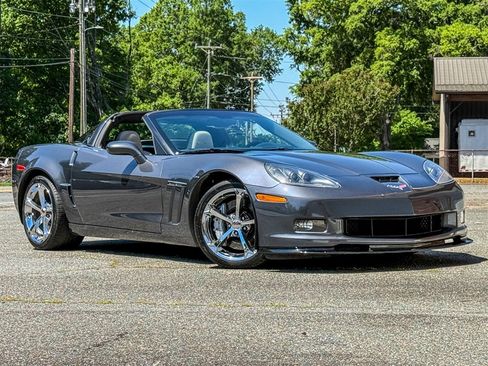 Used 2013 Chevrolet Corvette Grand Sport w/ 2LT Preferred Equipment Group RWD image 36