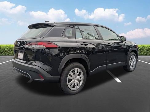 New 2026 Toyota Corolla Cross L FWD image 4