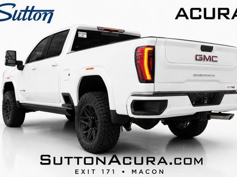 Used 2024 GMC Sierra 2500 AT4 w/ AT4 Premium Plus Package AWD/4WD image 3