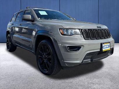 Used 2020 Jeep Grand Cherokee Altitude