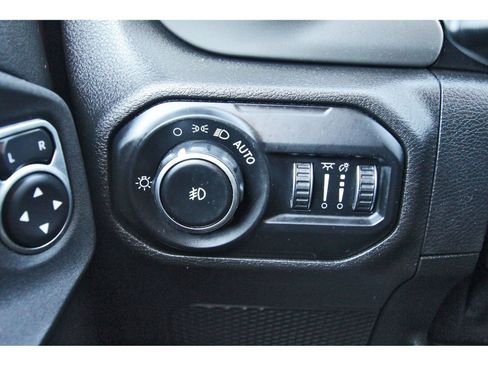 Used 2021 Jeep Wrangler Unlimited Sport AWD/4WD image 19