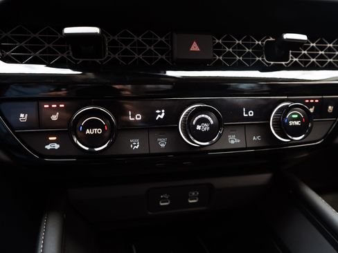 Used 2023 Honda Accord Touring image 33