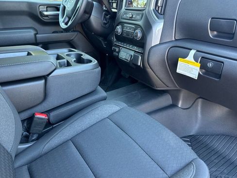 New 2026 Chevrolet Silverado 1500 Custom Trail Boss w/ Dark Appearance Package image 15