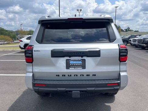 Certified 2025 Toyota 4Runner TRD Off-Road Premium w/ Tow Technology Package AWD/4WD image 4