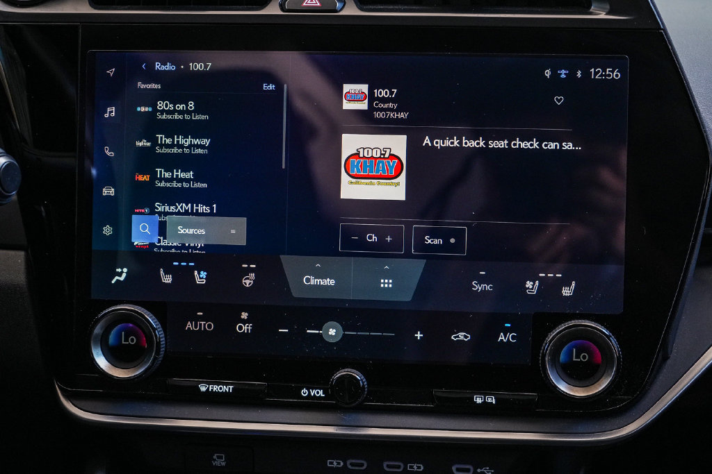 Used 2024 Lexus RZ 300e Premium FWD image 11