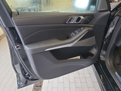 New 2026 BMW X5 xDrive40i image 17