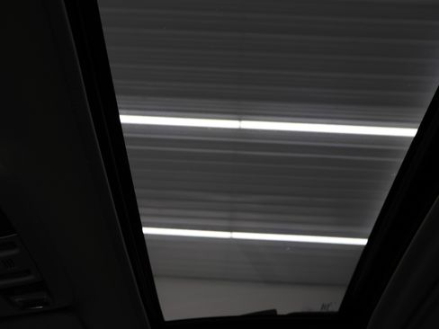 Used 2019 Subaru Outback 2.5i Premium image 12