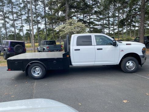 New 2026 RAM 3500 Tradesman w/ Chrome Appearance Group A image 5
