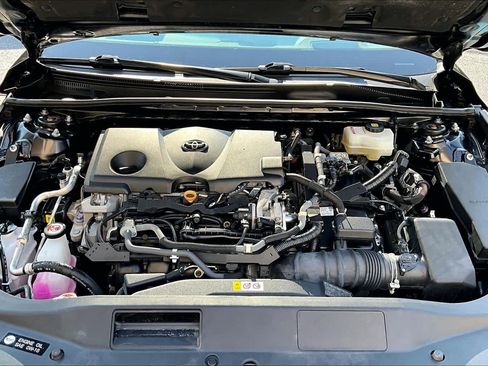 Used 2021 Toyota Avalon Limited FWD image 32