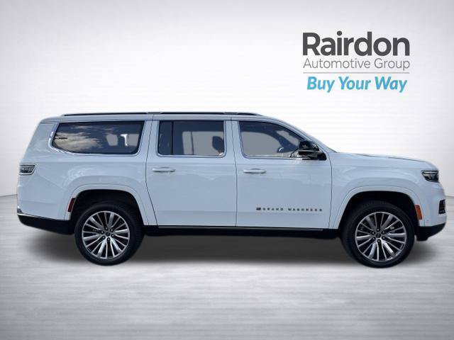 Used 2023 Jeep Grand Wagoneer L Series III w/ Rear Seat Video Group 1 AWD/4WD image 8