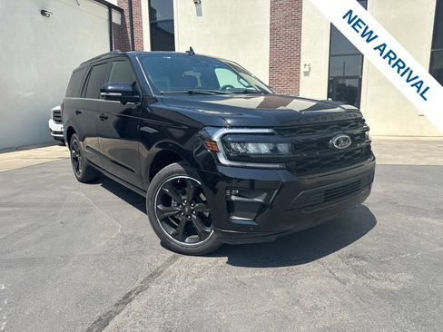 Used 2024 Ford Expedition Limited AWD/4WD image 1