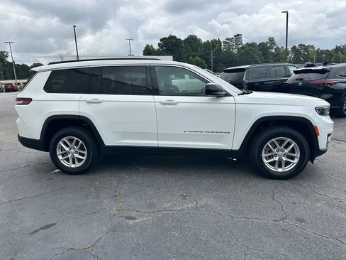 Used 2024 Jeep Grand Cherokee L Laredo RWD image 5