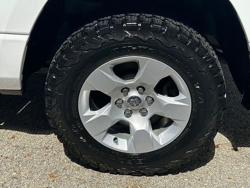 Used 2023 RAM 1500 Big Horn AWD/4WD image 28