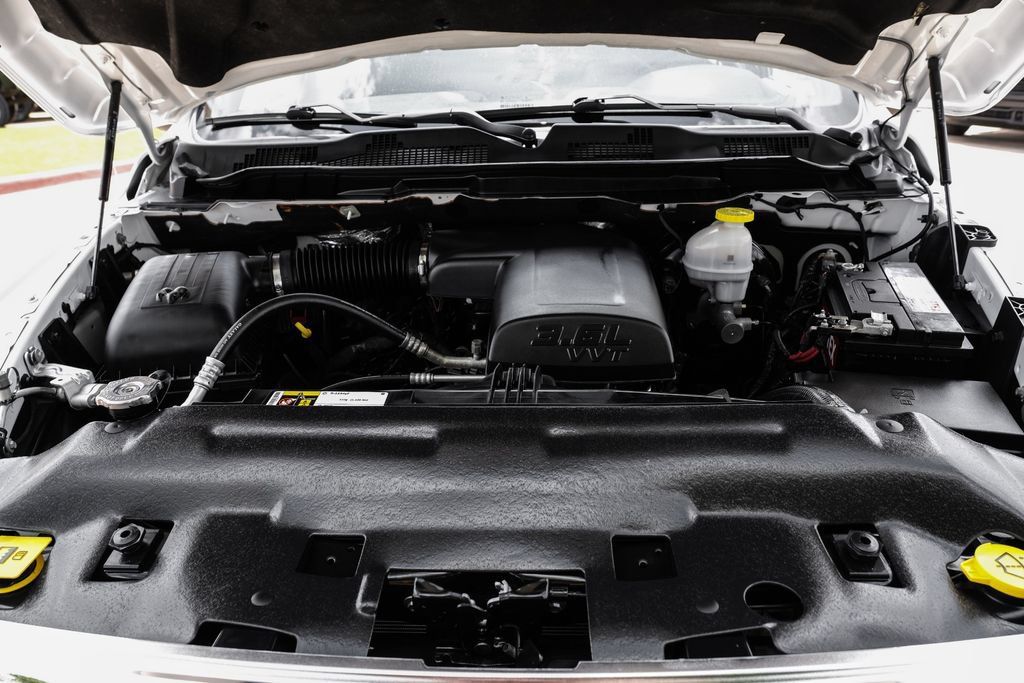 Used 2022 RAM 1500 Classic SLT RWD image 49