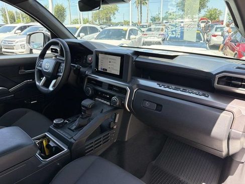 Certified 2026 Toyota Tacoma TRD Sport AWD/4WD image 17