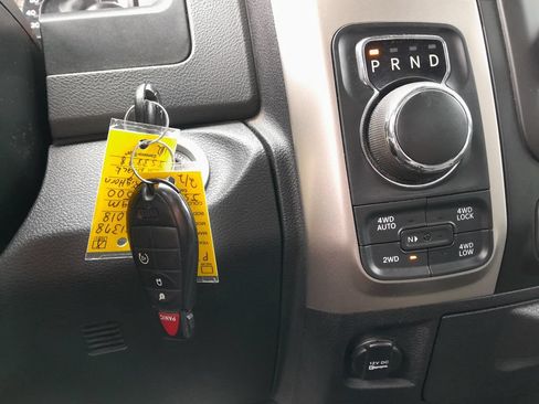 Used 2018 RAM 1500 Big Horn AWD/4WD image 24