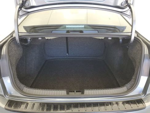 Used 2023 Volkswagen Jetta SE image 11