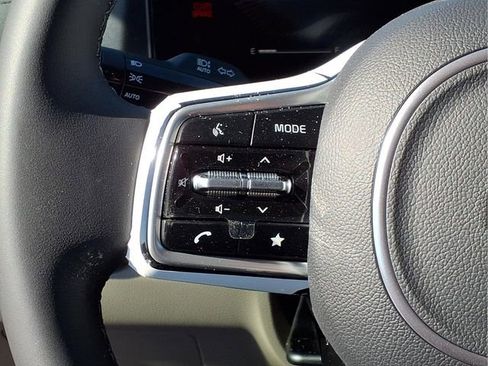 New 2026 Kia Carnival image 8