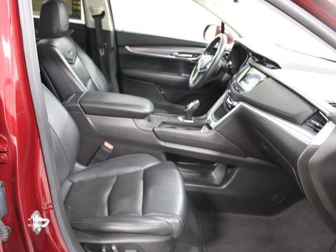 Used 2017 Cadillac XT5 Luxury image 27