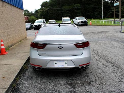 Used 2017 Kia Cadenza Technology image 5