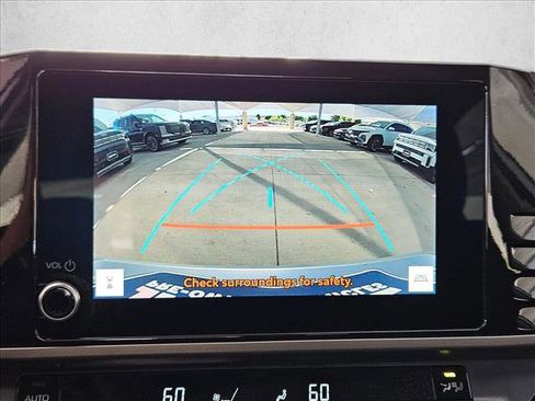 Used 2025 Toyota Camry LE image 12