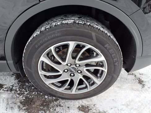 Used 2022 Lincoln Corsair AWD w/ Equipment Group 101A image 13